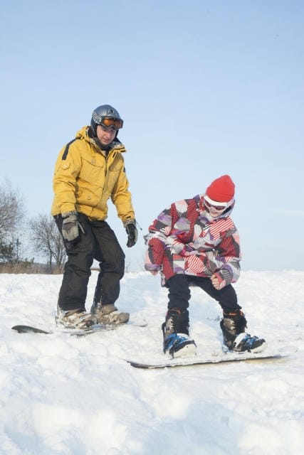 冬の絶景と温泉も楽しめる初心者向けスキーツアーで非日常体験満喫